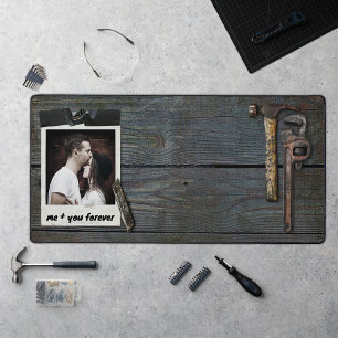 Pour Lui Masculine Russe Outils En Atelier