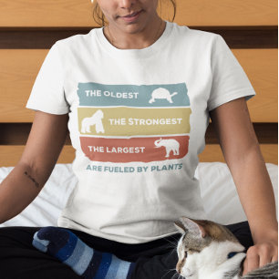 Powered by Plants Vegan Vegetarian Retro   T-Shirt