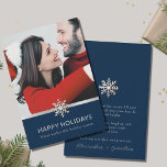 Premier Noël ensemble Carte photo<br><div class="desc">Commémorez votre premier Noël en couple avec cet élégant carte photo plat "First Christmas Together". Le devant présente une photo de vous deux qui vous réchauffe le coeur, capturant la joie et l'amour de cette occasion spéciale. Le dos est doté d'un message personnalisable, vous permettant de partager vos souhaits les...</div>