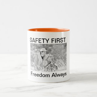 PREMIÈRE de liberté de SÉCURITÉ tasse toujours