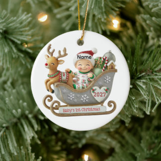 Première décoration de Noël de bébé