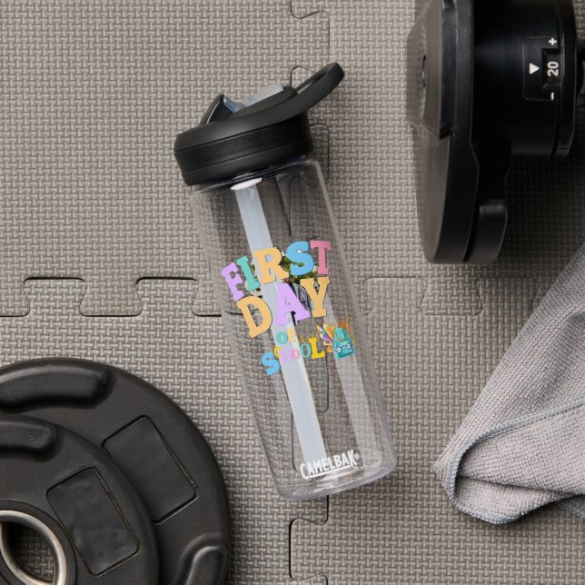 Première journée Bouteille d'eau de l'école avec n (Salle de sport (pivotée))