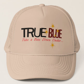 Prenez une morsure vers le bas sous le casquette