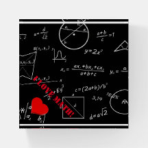Amour des maths en 3D sur un tableau noir
