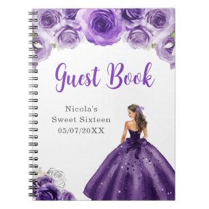 Princesse en Robe violette foncée Sweet 16 Livre d