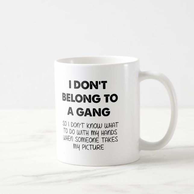 Prise de photo amusante de mug sans gang (Droite)