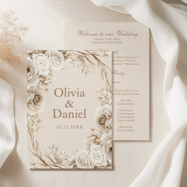 Programme de cérémonie de mariage beige Roses d'iv (Boho Beige Dried Flower and White Roses Wedding Program on an elegant silky tablecloth)