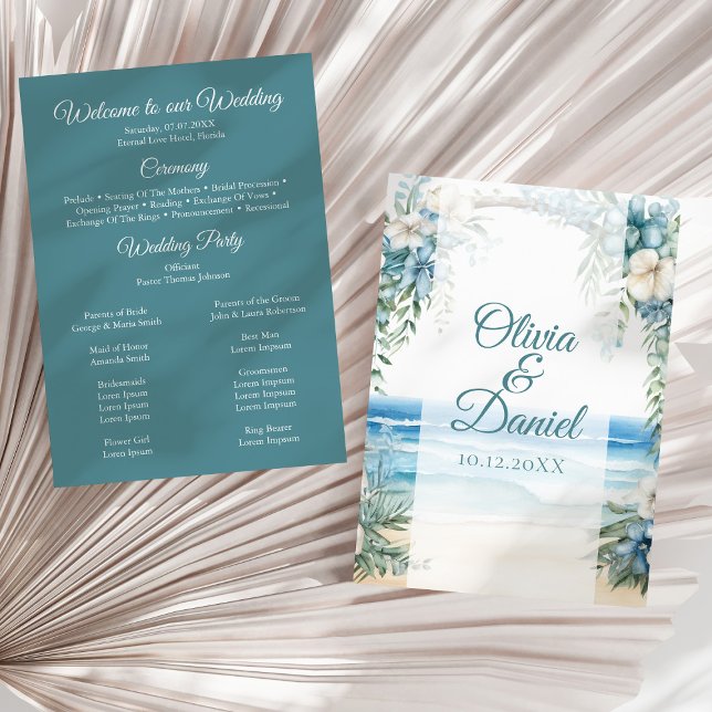 Programme de mariage à l'arche florale bleue de Bo (Boho Beach Blue Floral Arch Wedding Program on a sunny neutral dry palm leaf.)