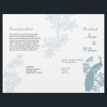 Programme de mariage Peacock Circulaire<br><div class="desc">L'appel d'un paon est porté à l'esprit sur ce programme de mariage. Une illustration classique d'un paon dans un arbre dans les tons bleu ardoise claire encadre votre texte customisé tandis que la branche fleurie est utilisée comme filigrane à l'extérieur et à l'intérieur. Plier en deux pour faire un livret....</div>