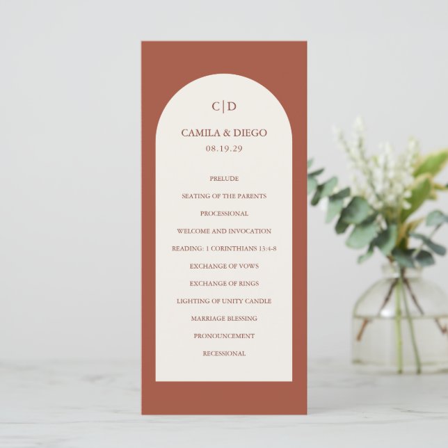 Programme Mariage Moderne Élégant sous une Arche en Cuivre (Debout devant)