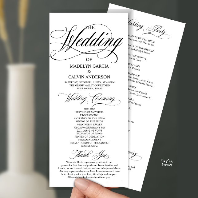 Programme Mariage Tout en Un Script Moderne Noir et Blanc (Modern Script All In One Wedding Program Card in Black and White)
