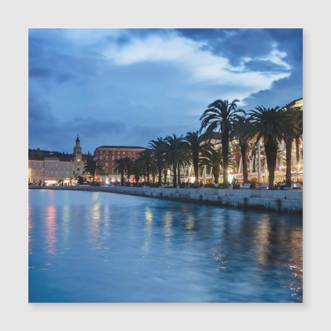 Promenade de Split en Croatie (Devant)