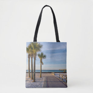 Promenade Pavée Vers Le Sac fourre-tout De Plage D