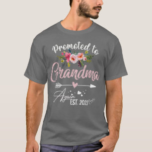 Promoté à Grand-mère Est 2023 T-shirt Fleur