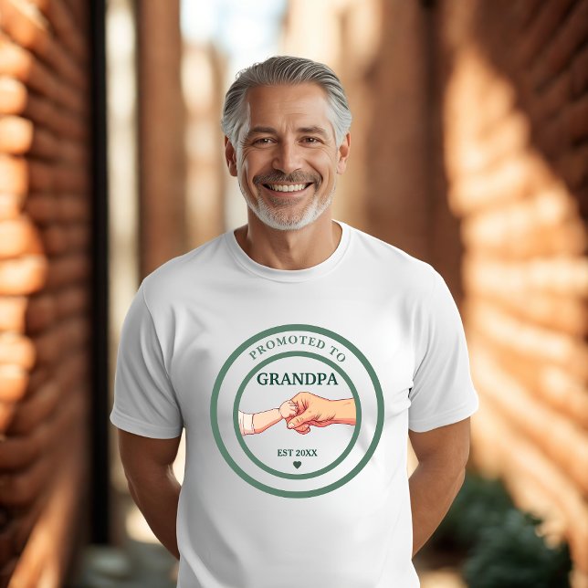 Promoted to Grandpa Est. 20XX T-Shirt (Créateur téléchargé)