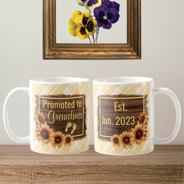 Promu À Grand-Mère Tournesol Mug (Créateur téléchargé)