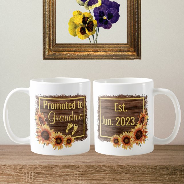 Promu À Grand-Mère Tournesol Mug (Créateur téléchargé)
