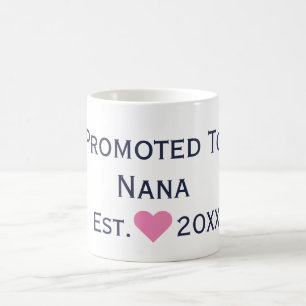 Promu À Nana Navy Et À La Mug Rose