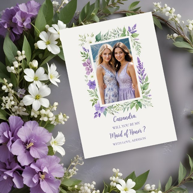 Proposition de photo de la femme de ménage de cadr (Cherish Cute Floral Frame Bridesmaid Photo Proposal Card in Lavender Shades. )