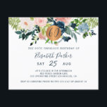 Prospectus 11,4 Cm X 14,2 Cm Invitation Flyer pour la 60e fête d'anniversaire f<br><div class="desc">Crème de pêche, rose blush, ivoire et bleu marine, bouquets de fleurs pastel bohèmes avec feuillage de verdure de sauge et un cercle de faux métal doré cuivré brillant faisant une invitation de fête d'anniversaire moderne, glamour, horizontale, abordable et féminine pour un soixantième anniversaire marquant ou tout autre âge /...</div>