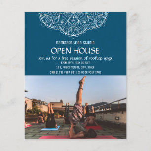 Prospectus 11,4 Cm X 14,2 Cm Yoga Meditation Open House Promotional Photo