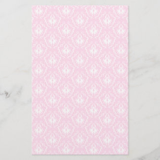 Prospectus 14 Cm X 21,6 Cm Joli motif damassé rose pâle avec blanc.