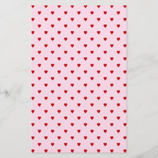 Prospectus 14 Cm X 21,6 Cm Motif sucré de cœurs rouges sur fond rose.