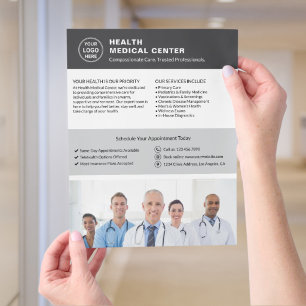 Prospectus 21,6 Cm X 24,94 Cm Clinique de soins de santé Docteur Logo personnali