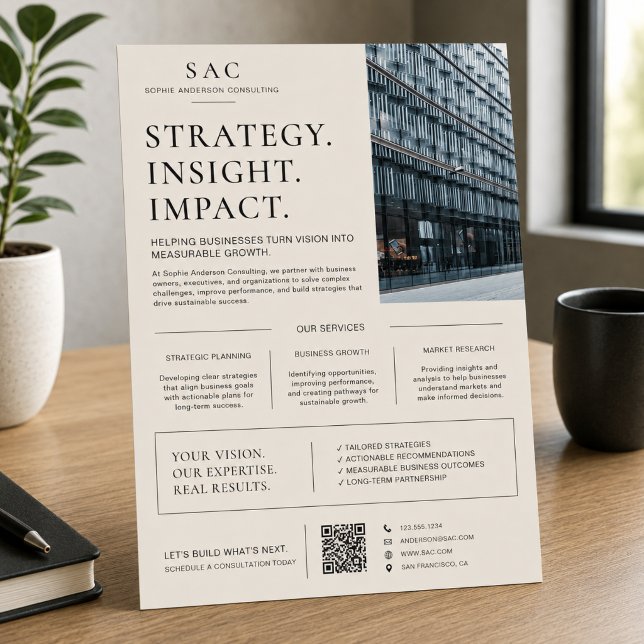 Prospectus 21,6 Cm X 24,94 Cm Consultant Professionnel en Code QR Moderne (Modern QR Code Professional Consultant Flyer)