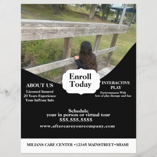 Prospectus 21,6 Cm X 24,94 Cm Daycare Playground Park Photo Center Flyer (Devant)