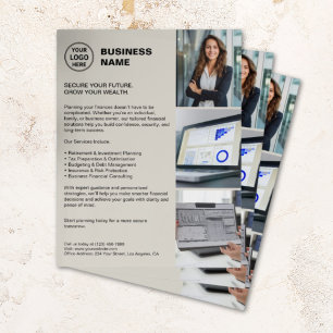 Prospectus 21,6 Cm X 24,94 Cm Flyer de services financiers professionnels modern