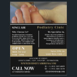 Prospectus 21,6 Cm X 24,94 Cm Portrait de soins des ongles, Clinique de podologi<br><div class="desc">Portrait de soins des ongles,  Clinique de podologie,  Flyer publicitaire de podologue par The Business Card Store.</div>