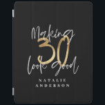 Protection iPad Fête de 30 ans en or<br><div class="desc">Célébrez votre 30e anniversaire en style avec cet effet noir,  blanc et or 30 et fabuleux design d'anniversaire. Un design moderne avec texte de script et graphismes en gras. Modifiez la couleur pour la customiser. Partie d'une collection.</div>