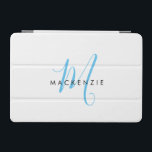 Protection iPad Mini Élégant Moderne Ciel Blanc Bleu Monogramme Script<br><div class="desc">Élégant Ciel Blanc Moderne Bleu Script Monogram iPad Mini Couverture. Un élégant monogramme de script bleu ciel combiné à une police de caractères noir propre san-serif donne un look contemporain.</div>