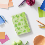Protection iPad Mini Motif de grenouille, Grenouille verte, Prince de g<br><div class="desc">Motif mignon,  amusant et adorable avec des grenouilles vertes. Un cadeau moderne et tendance,  parfait pour les amateurs de grenouilles dans votre vie. Personnalisez en ajoutant votre nom,  votre pseudonyme,  votre monogramme ou vos initiales.</div>