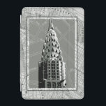 Protection iPad Mini Rues de New York avec Empire State Building<br><div class="desc">Es-tu allé à New York ? Ensuite,  vous adorerez cette impression des rues de la ville avec une entrée de l'Empire State Building. Achetez cette pièce et rapprochez-vous un peu de la Grosse Pomme !</div>