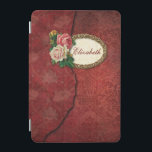 Protection iPad Mini Vintage Torn Red Damask et Roses Personnalisé<br><div class="desc">Couches de damas rouges vieilli avec bord déchiré,  cadre de filigree doré et roses vintages. Note : Sculpté,  gravé,  gaufré et les effets dimensionnels,  l'aspect stratifié,  vieilli ou érodé,  les textures et les ombres réalisées numériquement. Le produit réel a une surface plane.</div>