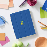 Protection iPad Monogramme Première couleur jaune bleu brillant 20<br><div class="desc">Conçu avec modèle texte pour monogramme initial et élégant arrière - plan bleu profond avec texte jaune. Vous pouvez changer les couleurs si vous le souhaitez.</div>