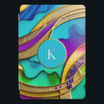Protection iPad Pro Cover Bijou coloré moderne Monogramme Abstrait & or<br><div class="desc">Ce design présente un design coloré et magnifique,  avec des tourbillons turquoise,  violet,  bleu et vert avec un faux or métallique. Le centre tient une initiale monogramme. La conception apparaît en trois dimensions. Super unique et amusant,  c'est certainement un genre! Créé par Simply Farmhouse Press.</div>