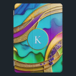 Protection iPad Pro Cover Bijou coloré moderne Monogramme Abstrait & or<br><div class="desc">Ce design présente un design coloré et magnifique,  avec des tourbillons turquoise,  violet,  bleu et vert avec un faux or métallique. Le centre tient une initiale monogramme. La conception apparaît en trois dimensions. Super unique et amusant,  c'est certainement un genre! Créé par Simply Farmhouse Press.</div>
