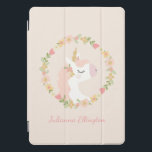 Protection iPad Pro Cover Cute Unicorn Floral Wreath Blush Pink Nom personna<br><div class="desc">Cette élégante couverture iPad personnalisée présente une jolie illustration d'une licorne et d'une couronne florale en rose vif. Personnalisez-le avec votre nom en écriture cursive script. Super idée cadeau !</div>