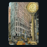 Protection iPad Pro Cover Destinations | Horloge Vintage de la cinquième ave<br><div class="desc">Découvrez cette aquarelle et design d'encre de Melissa Wang, merveilleusement artisanale, que vous propose World Art Group sur Zazzle. Cette photo représente le Flatiron Building de New York et l'horloge de la Cinquième Avenue, entourée par l'agitation de la vie quotidienne en ville. Regardez les détails clairs dans les bâtiments et...</div>