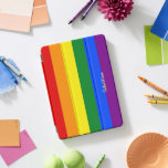 Protection iPad Pro Cover LGBT Rainbow Stripes Gay Lesbian Pride Monogramme<br><div class="desc">Créez votre propre script personnalisé, personnalisé, unique, unique, unique, unique, élégant élégant style typographie faux or nom monogramme / initiales, monogrammed, cool, moderne, dynamique, LGBT gay pride couleurs arc-en-ciel couleurs, coloré bandes géométriques motif, magnétique iPad couverture intelligente qui se plie en plusieurs positions de stand et caractéristiques intérieur microfibre grise...</div>