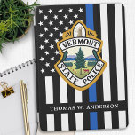 Protection iPad Pro Cover Logo personnalisé du service de police Police<br><div class="desc">Clé Bleue Mince Police Department iPad Pro - Drapeau américain dans les couleurs du drapeau de police, design moderne noir et bleu. Customisez avec le logo de votre service et personnalisez avec le nom des policiers. Cette couverture iPad pro personnalisée pour l'application de la loi est parfaite pour les services...</div>