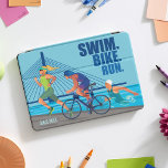 Protection iPad Pro Cover NAGEZ. VÉLO. EXÉCUTEZ. TRIATHLON depuis 20XX<br><div class="desc">Couverture iPad inspirée du triathlon, conçue spécialement pour les amateurs de multisports comme vous. Cette couverture captivante présente un imprimé dynamique représentant un nageur, un cycliste et un coureur, symbolisant les trois piliers du triathlon. Le design dynamique se distingue par un arrière - plan bleu frappant, créant un accessoire visuellement...</div>