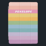 Protection iPad Pro Cover Nom personnalisé Colorful Bright Pastel Stripes<br><div class="desc">Cette coque ipad élégante est décorée dans un style simili de rayures simples dans une palette de bonbons vifs. Personnalisez-le avec votre nom. Super idée cadeau !</div>