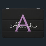 Protection iPad Pro Cover Purple Black Script Girl Nom du monogramme<br><div class="desc">Noir et violet Simple Script Monogramme Nom Coque d'ordinateur portable. Cela rend le cadeau parfait pour 16 ans,  mariage,  douche nuptiale,  anniversaire,  baby shower ou bachelorette pour quelqu'un qui aime le luxe glam et les styles chic.</div>