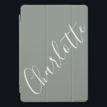 Protection iPad Pro Cover Script minimaliste Nom personnalisé Sage Grey<br><div class="desc">Nom de la typographie de script minimaliste en coque ipad gris-âge</div>