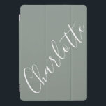 Protection iPad Pro Cover Script minimaliste Nom personnalisé Sage Grey<br><div class="desc">Nom de la typographie de script minimaliste en coque ipad gris-âge</div>