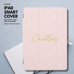 Protection iPad Pro Cover Script moderne à la mode rose pâle et or Polka<br><div class="desc">Protégez votre iPad avec style grâce à cette couverture iPad moderne et tendance. Il dispose d'un petit point de polka blanc sur un arrière - plan rose pâle et blush rose pâle et tendance écriture manuscrite de ton or avec votre nom. Mettez à jour le modèle facile à utiliser avec...</div>